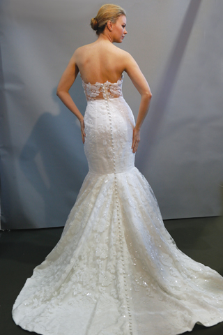 Search for Wedding Gowns with Moderate Trains in NY, NJ, CT, PA